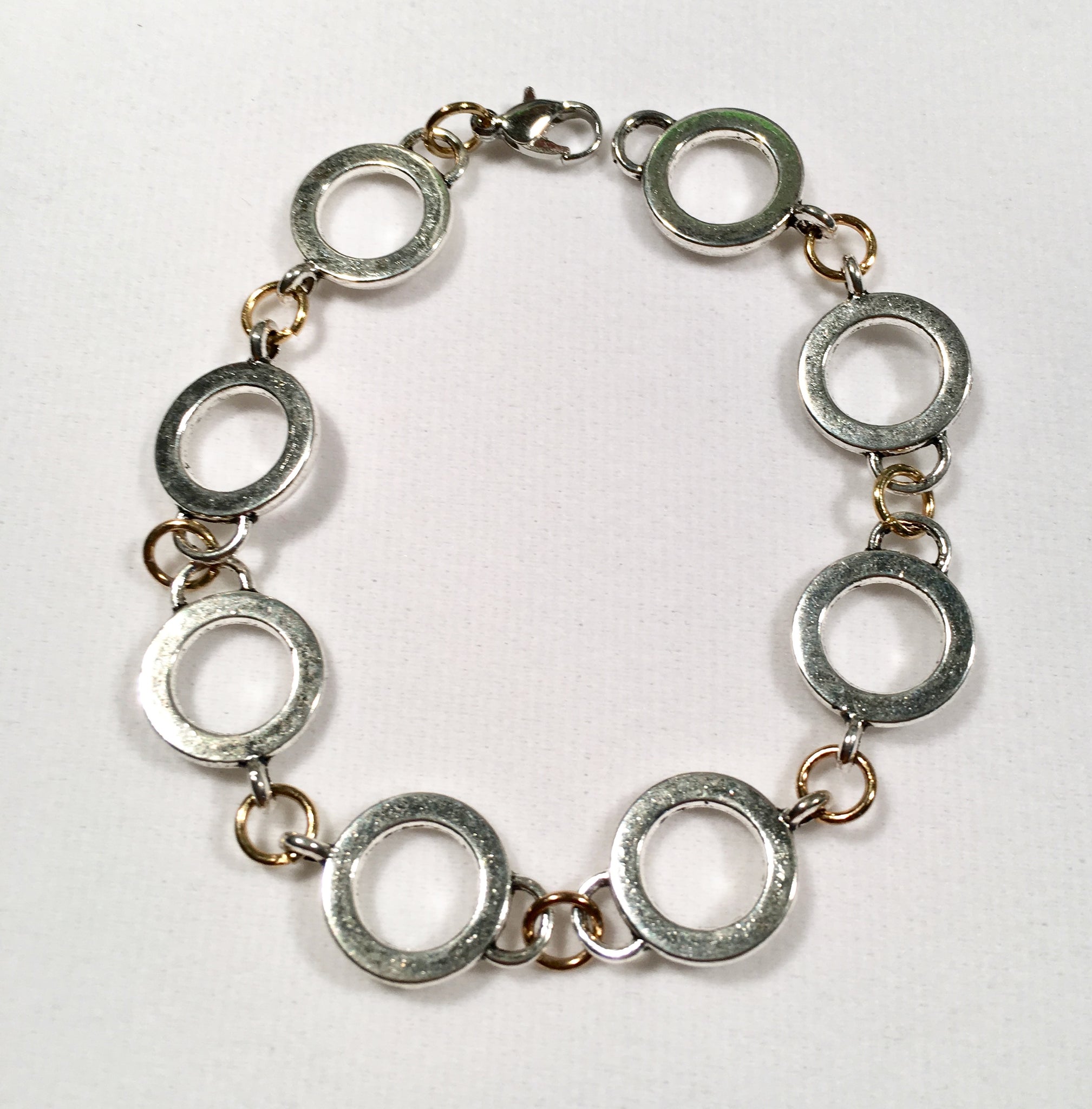 Two-Tone Circle Link Bracelet