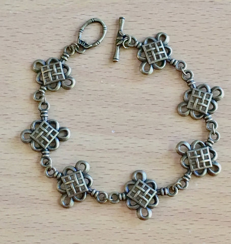 Celtic Knot Link Bracelet