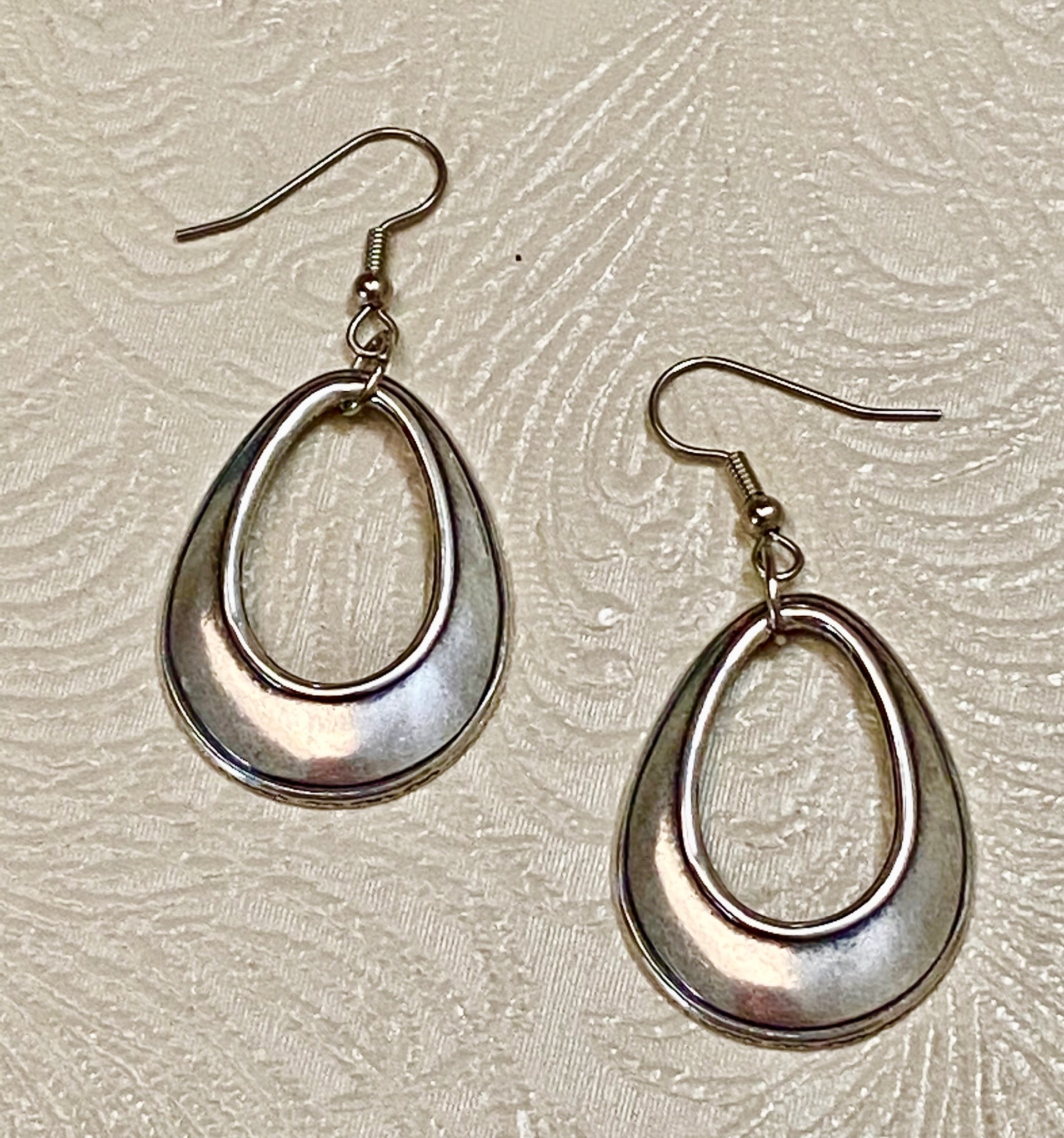 Teardrop Shape Antique Silver-Plate Earrings