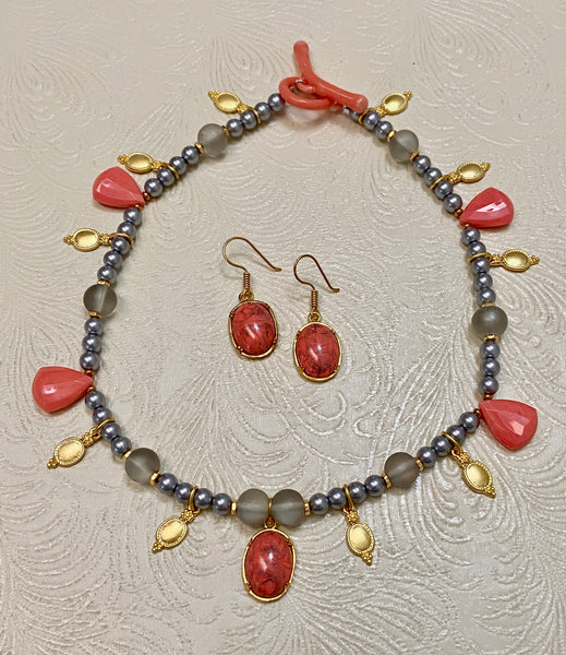 Grays Corals and Gold Necklace & Earring Set